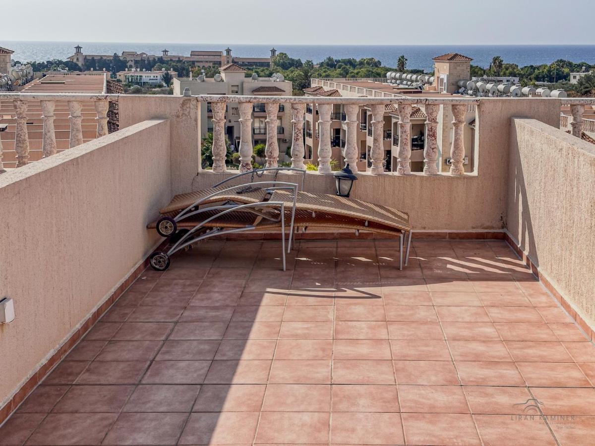Royal Seacrest Crown-Jewel, 2B, Pools, Sea, Center Appartement Paphos Buitenkant foto