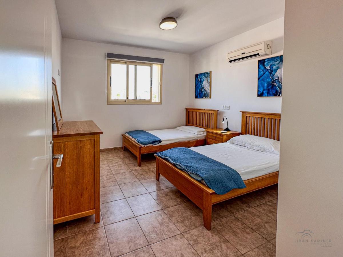 Royal Seacrest Crown-Jewel, 2B, Pools, Sea, Center Appartement Paphos Buitenkant foto