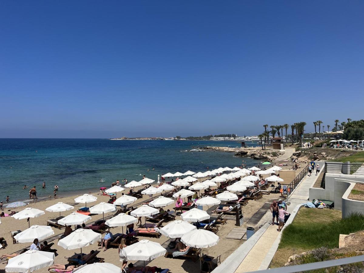 Royal Seacrest Crown-Jewel, 2B, Pools, Sea, Center Appartement Paphos Buitenkant foto